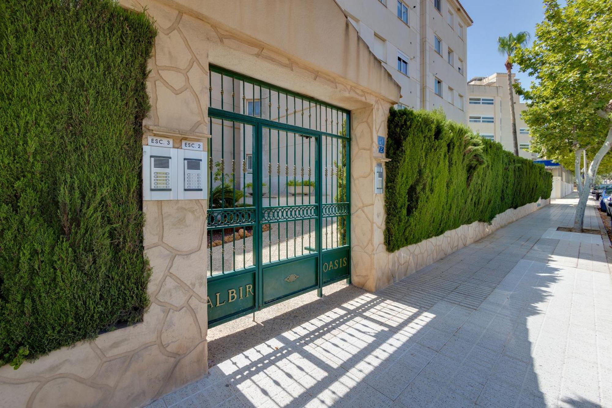 Apartamentos Oasis El Albir Luaran gambar