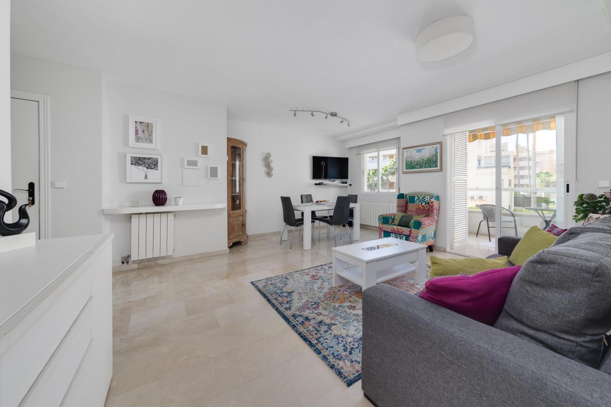 Apartamentos Oasis El Albir Luaran gambar